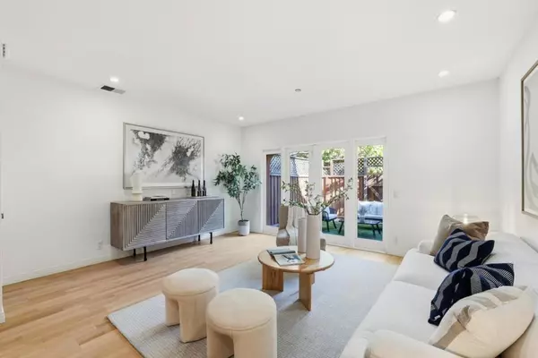 Santa Clara, CA 95050,1835 Palm View PL #105