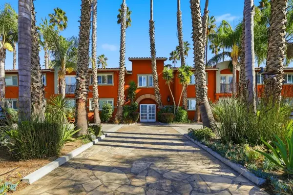 Santa Clara, CA 95050,1835 Palm View PL #105