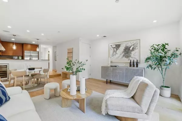 Santa Clara, CA 95050,1835 Palm View PL #105