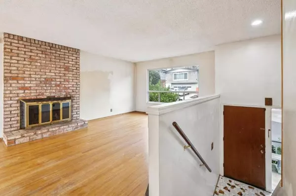 San Bruno, CA 94066,2651 Evergreen DR