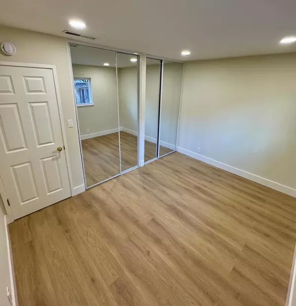 San Jose, CA 95118,1543 Willowbrook DR