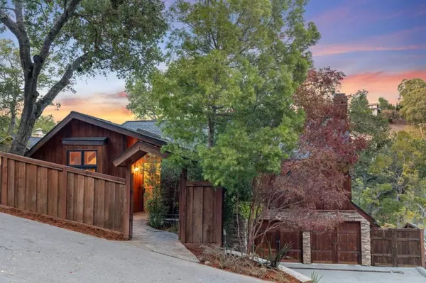 San Carlos, CA 94070,10 Winding WAY