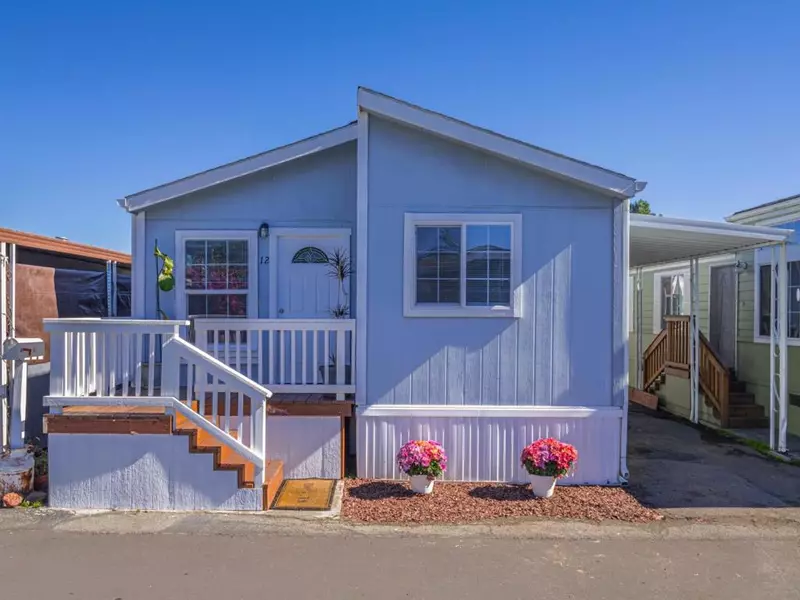 3710 Gross RD, Santa Cruz, CA 95062