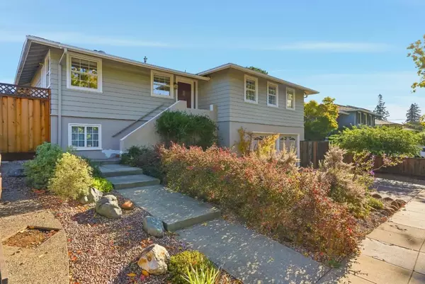 Redwood City, CA 94061,1103 Connecticut DR