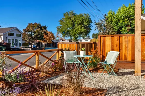 Capitola, CA 95010,604 Oak DR