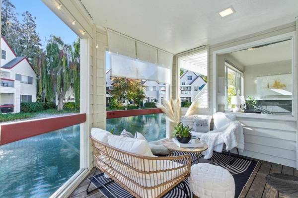 Redwood City, CA 94061,307 Chelsea WAY