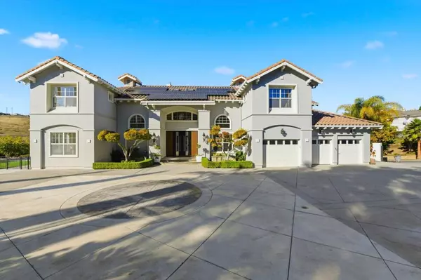 2118 Chisin ST, San Jose, CA 95121