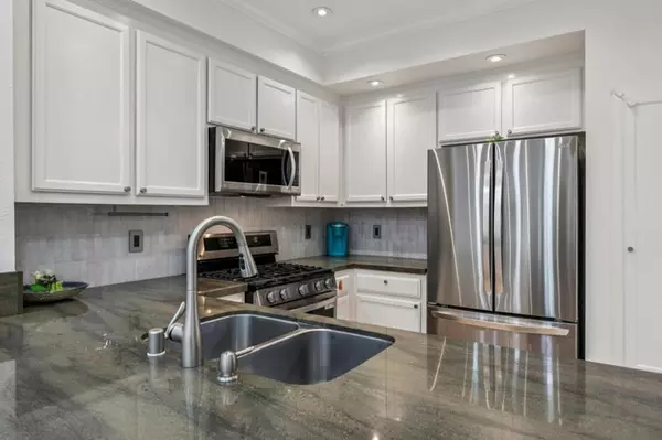 Menlo Park, CA 94025,600 Willow RD #8