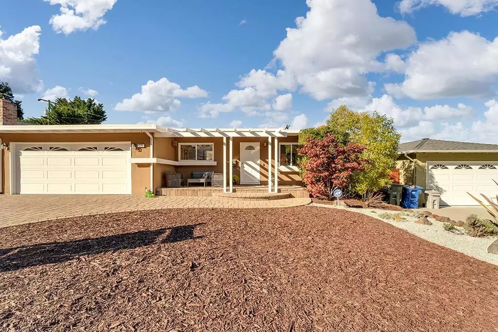 Millbrae, CA 94030,1210 Sleepy Hollow LN