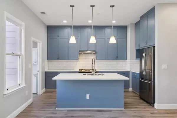 3004 26th ST, San Francisco, CA 94110