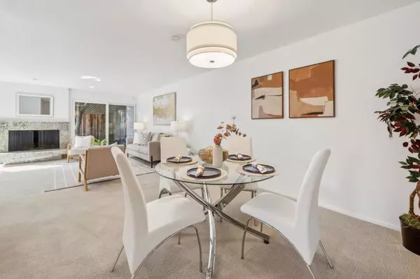 Los Altos, CA 94022,64 Los Altos SQ