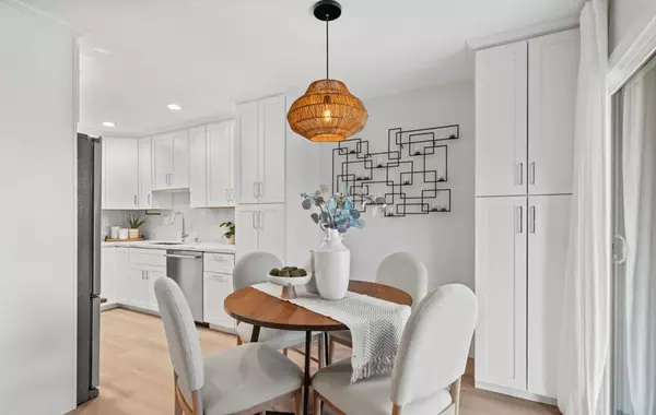 Los Gatos, CA 95032,766 Pollard RD