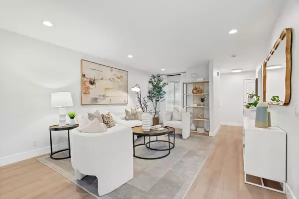 Los Gatos, CA 95032,766 Pollard RD