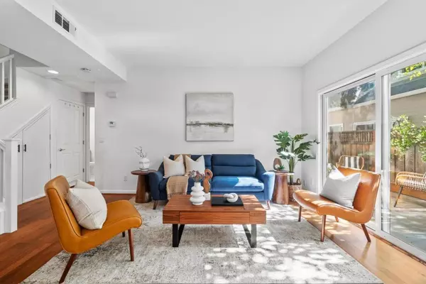 748 Cottage CT, Mountain View, CA 94043