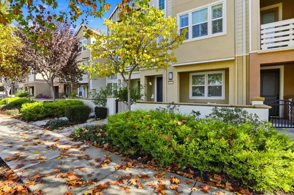 Morgan Hill, CA 95037,172 E Main AVE