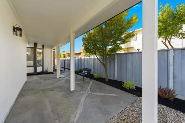 San Mateo, CA 94403,1794 Adams ST