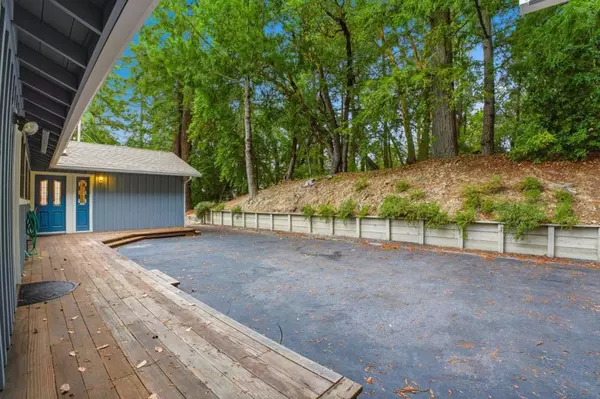 Los Gatos, CA 95033,15245 Stetson RD