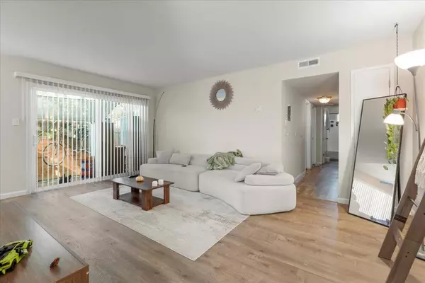 Sunnyvale, CA 94087,642 Kirkland DR