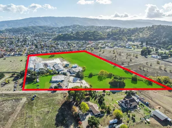 Gilroy, CA 95020,1180 Day RD