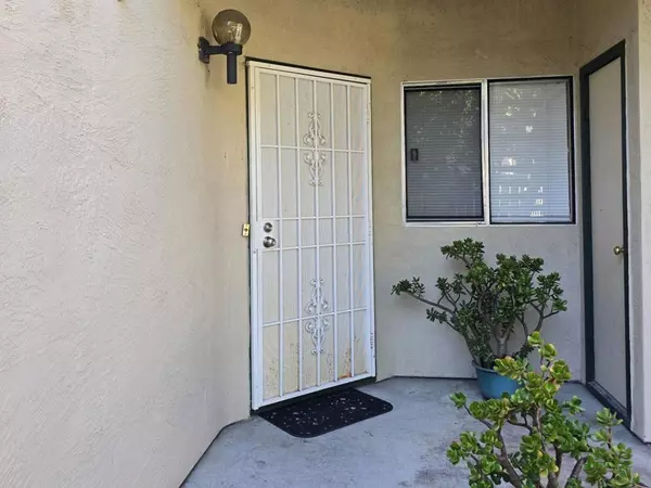 Union City, CA 94587,3064 FLINT ST #35