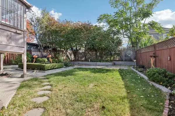 Oakland, CA 94609,641 63rd ST