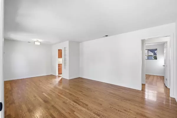 Sunnyvale, CA 94086,119 Florence ST