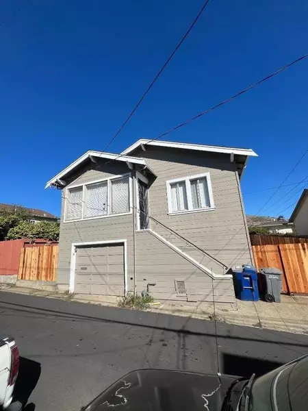 210 7th LN, South San Francisco, CA 94080