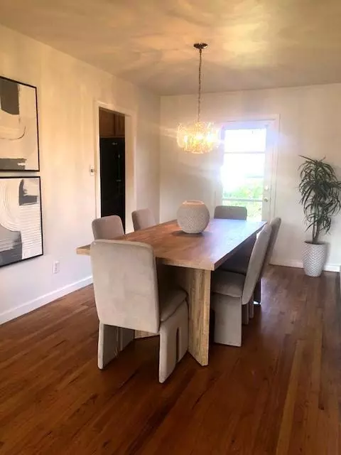 San Mateo, CA 94401,1709 Dolan AVE