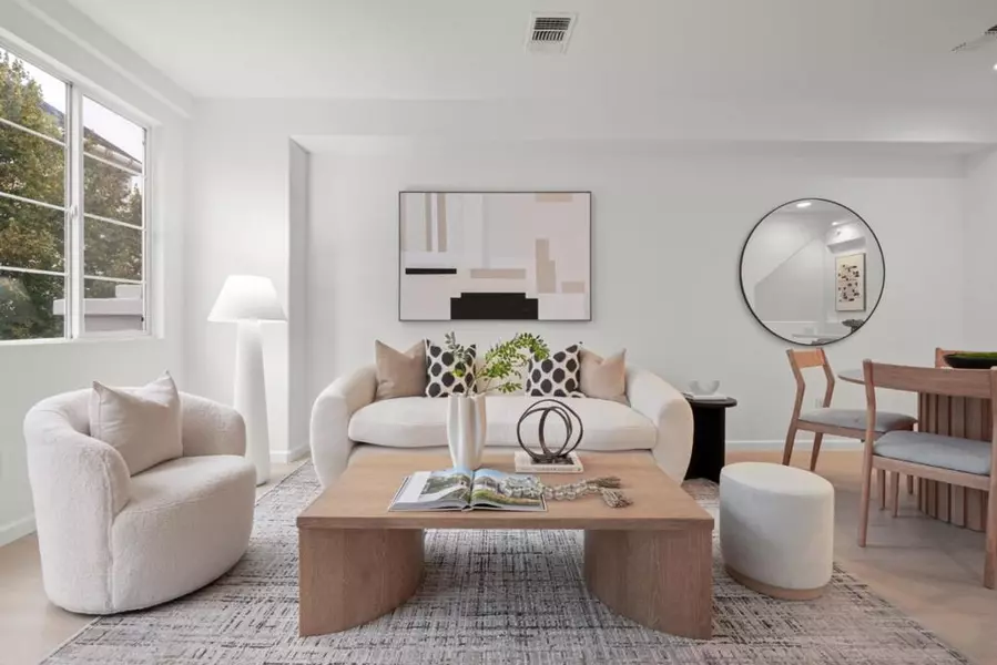 728 City Walk PL #4, Hayward, CA 94541