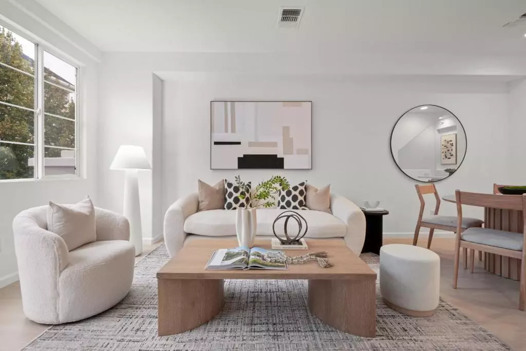 Hayward, CA 94541,728 City Walk PL #4