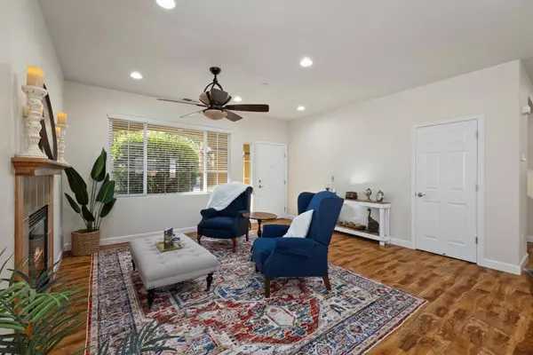 Gilroy, CA 95020,1355 Cypress CT