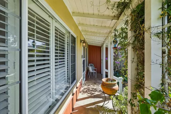 South San Francisco, CA 94080,532 Theresa DR