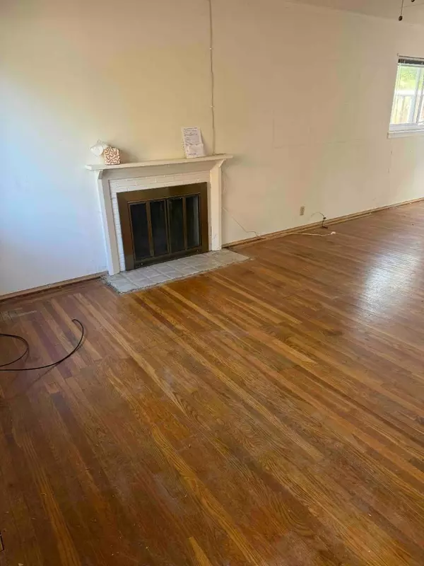 San Jose, CA 95128,2366 Newhall ST