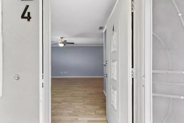 Citrus Heights, CA 95621,6261 Cavan DR #4