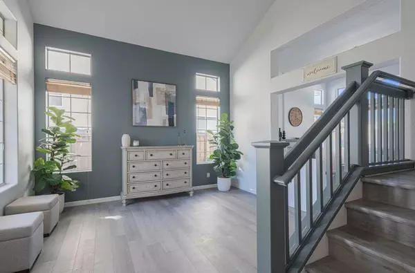 Salinas, CA 93906,327 Rhine CT