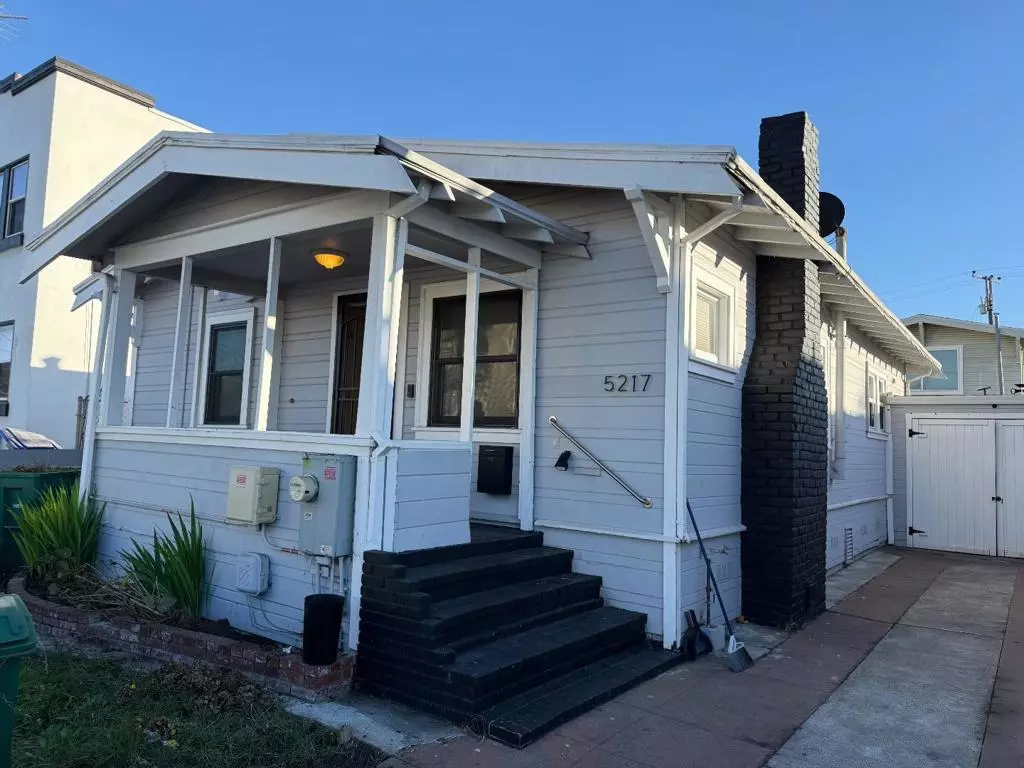 Oakland, CA 94601,5217 Bancroft AVE