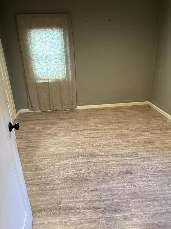 Oakland, CA 94601,5217 Bancroft AVE