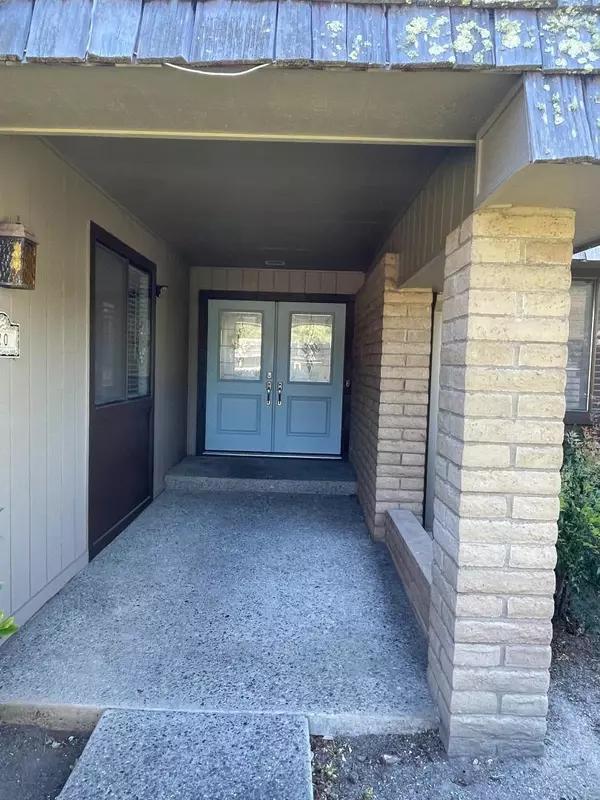 23799 Monterey Salinas HWY #20, Salinas, CA 93908