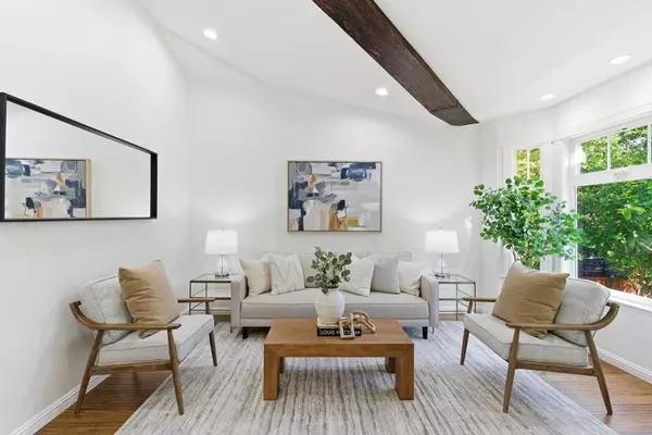 San Carlos, CA 94070,2250 Carmelita DR