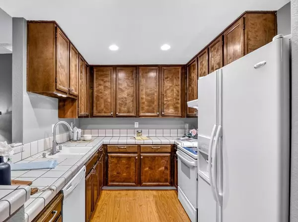 San Jose, CA 95111,425 Kenbrook CIR