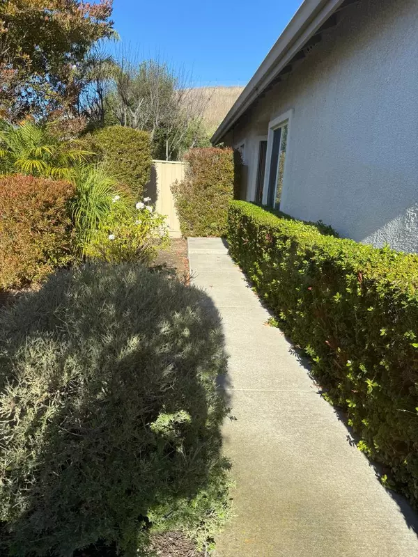 Salinas, CA 93908,19371 Acclaim DR