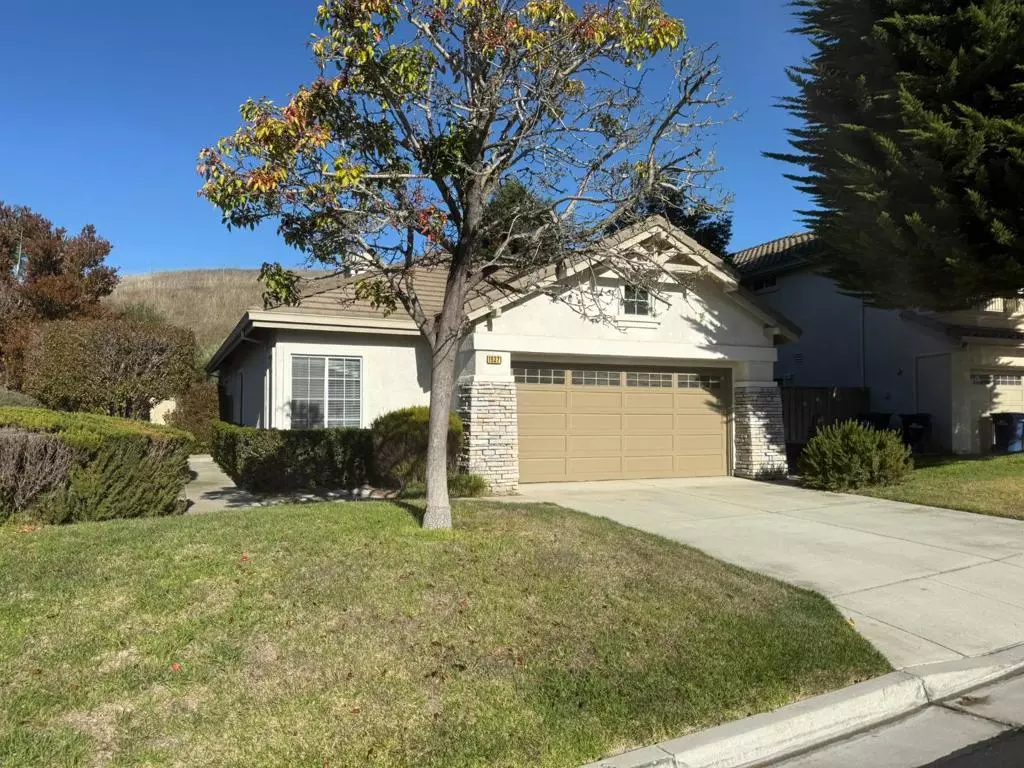 Salinas, CA 93908,19371 Acclaim DR
