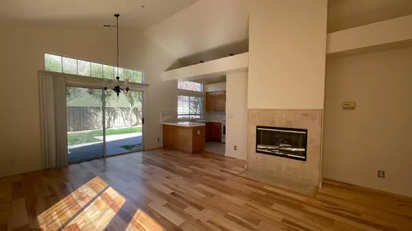 Salinas, CA 93908,19371 Acclaim DR