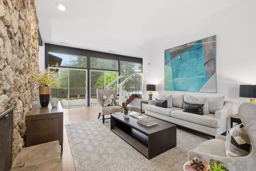 Oakland, CA 94619,5870 Balmoral DR