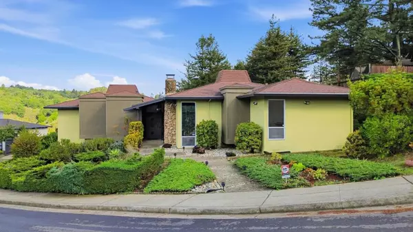 Oakland, CA 94619,5870 Balmoral DR