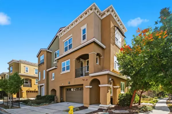 Newark, CA 94560,5724 Pandorea TER