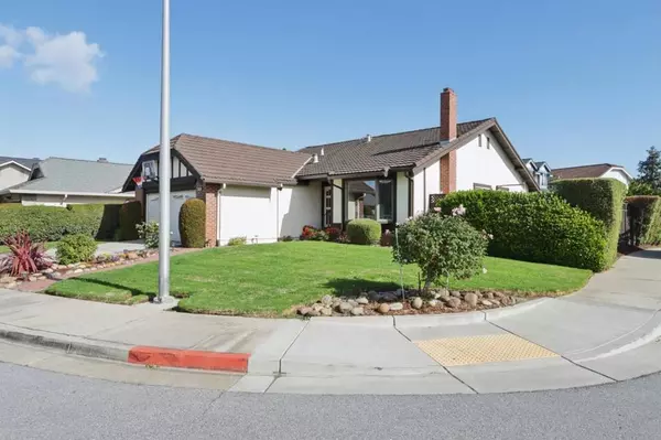 San Mateo, CA 94403,1100 Ramblewood WAY