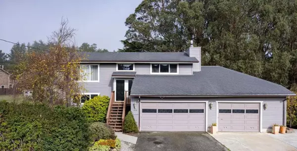 1077 Pearl AVE, Moss Beach, CA 94038