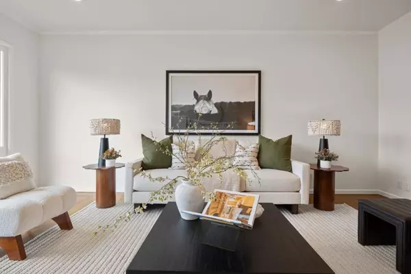 Daly City, CA 94015,61 Windsor DR