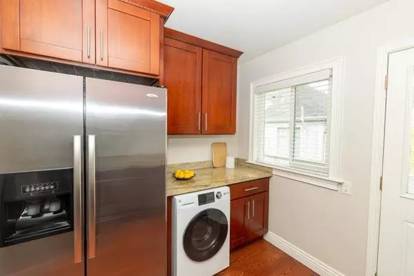 Berkeley, CA 94709,1609 Bonita AVE #5